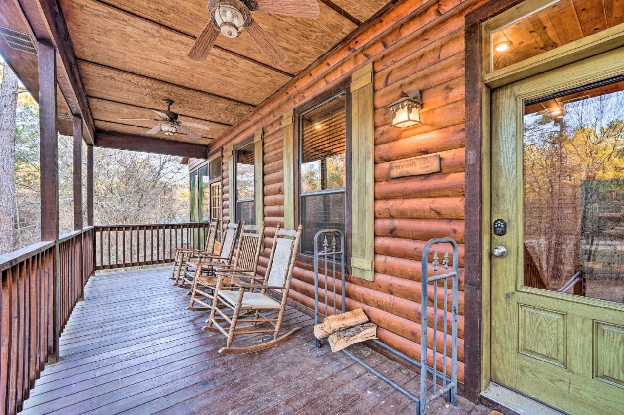 Broken Bow Cabin With Deck, Hot Tub And Fire Pit! Ngoại thất bức ảnh